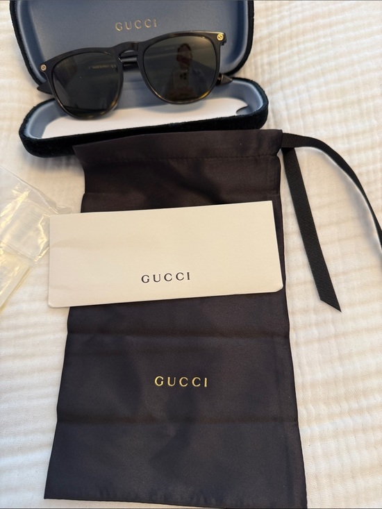 Gucci Black Eyewear with Gold Accents New main image 4